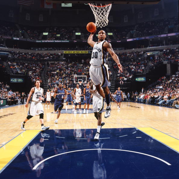 欧冠杯：英格兰曼彻斯特市队 打进决赛