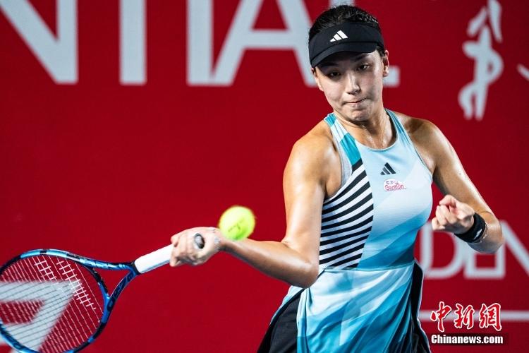 詹姆斯伤停浓眉哥30+11 3人20+击退开拓者.